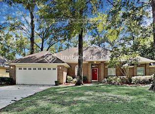 11826 Clearwater Oaks Dr W, Jacksonville, FL 32223