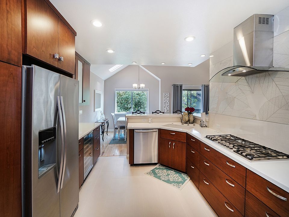 1st image of 2046 Sea Cove Ln