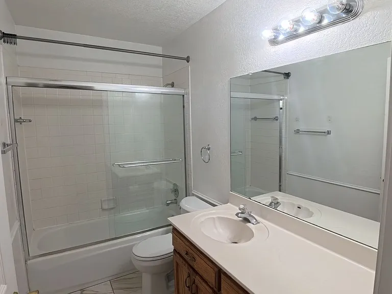915 Tony Sanchez Dr SE — Photo 14