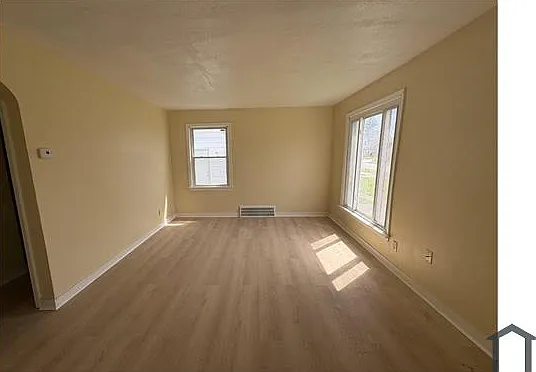 17513 Mapleboro Ave — Photo 4