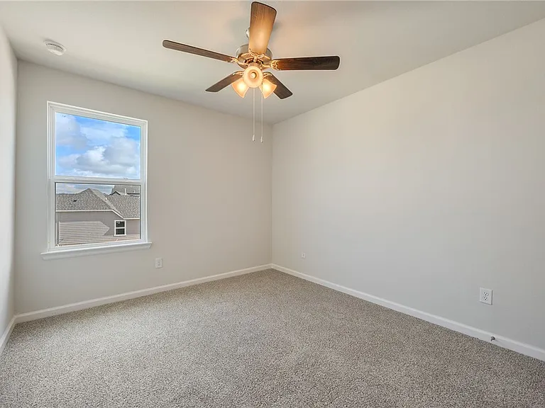 1163 Toledo Bend Dr — Photo 18