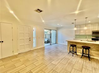 542 W Dunton Ave #29, Orange, CA 92865