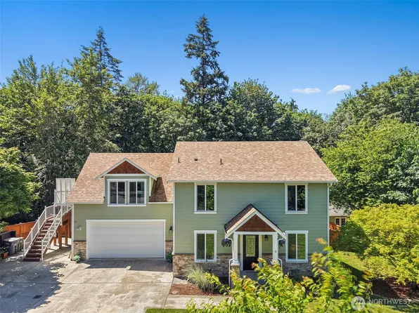 1312 203rd Avenue E, Lake Tapps, WA 98391