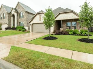 3948 Hunter Peak Rd, Roanoke, TX 76262