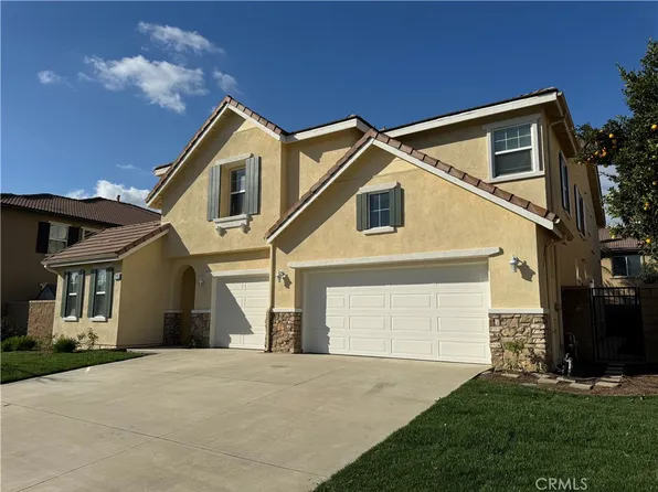 13742 Bright Water Cir, Corona, CA 92880