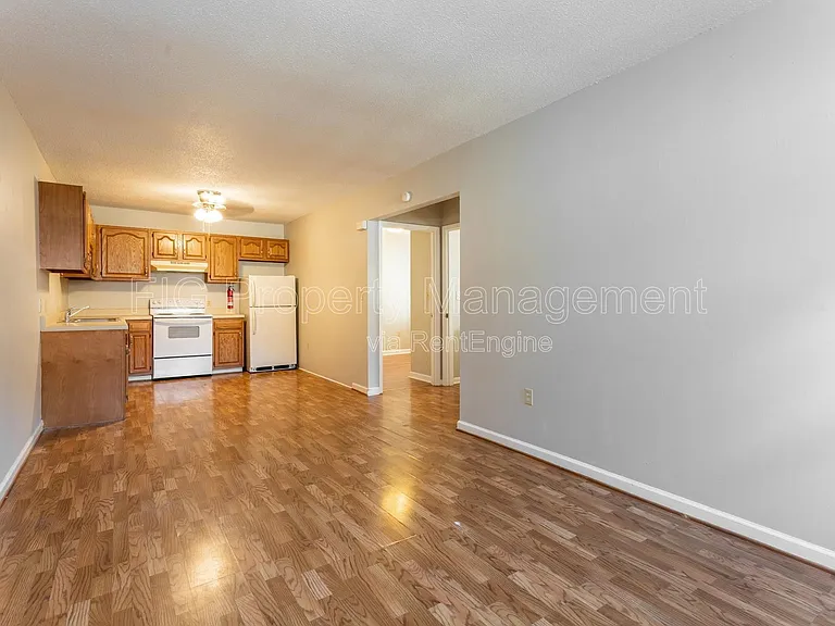 80 Jones Road — Photo 51