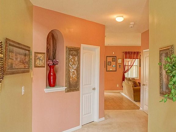 4th image of 1666 Balmoral Dr SW #01