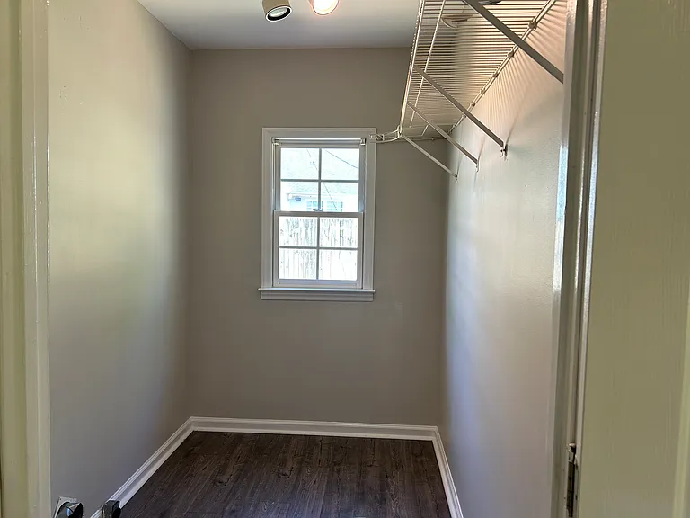 1905 Bradford St — Photo 12