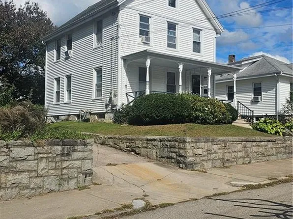 54 John St, Westerly, RI 02891