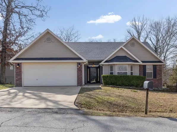 11 Cumbrian Dr, Bella Vista, AR 72714