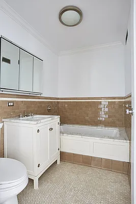 Rented by Compass | media 20