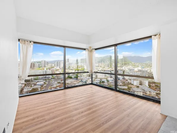 1750 Kalakaua Ave APT 1611, Honolulu, HI 96826