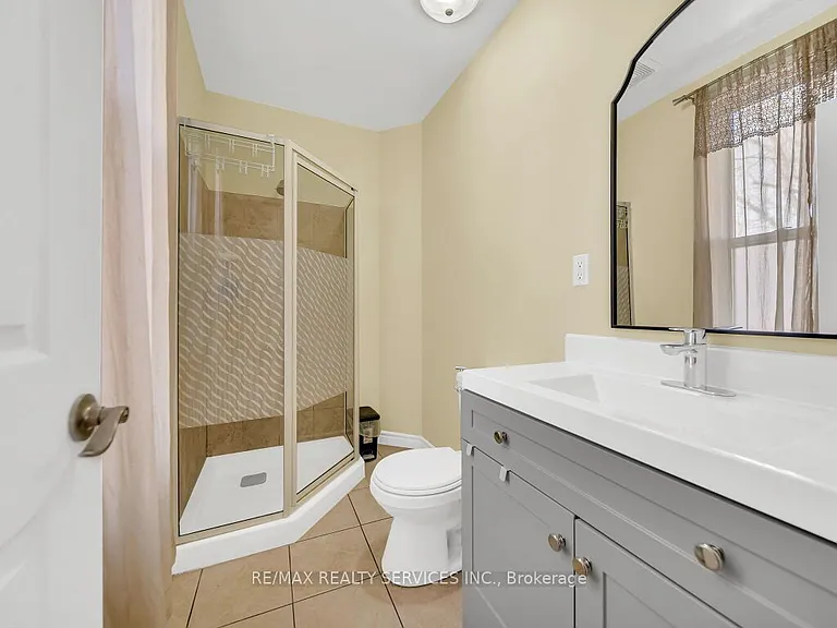 65 Moore St — Photo 31