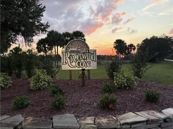 18150 Riverwind Dr, Alva, FL 33920