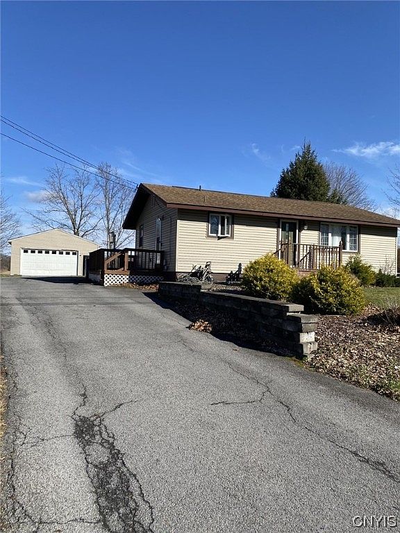5106 Munro Rd, Camillus, NY 13031 Zillow