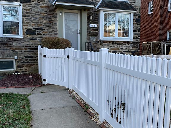 2nd image of 4910 Woodland Ave