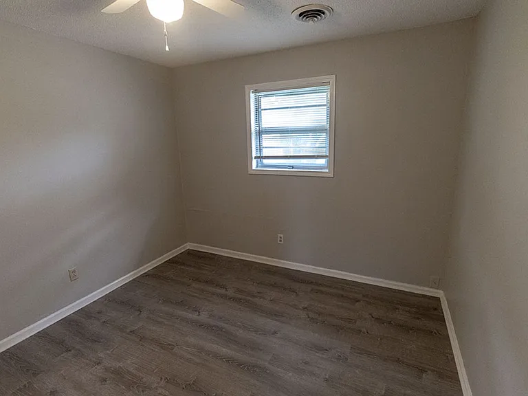 2904 Leeway Dr #B — Photo 12