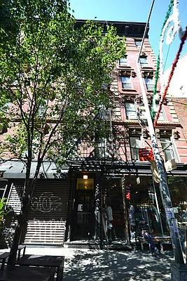 Rented by Bold New York | media 11