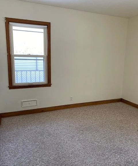 6039 Wentworth Ave — Photo 7