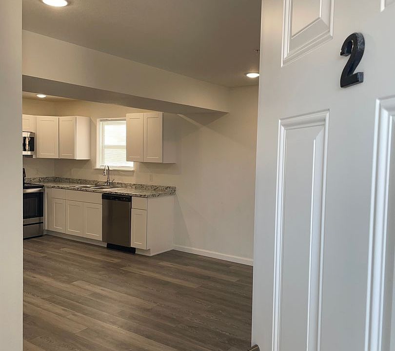 1st image of 409 Doxey St #2