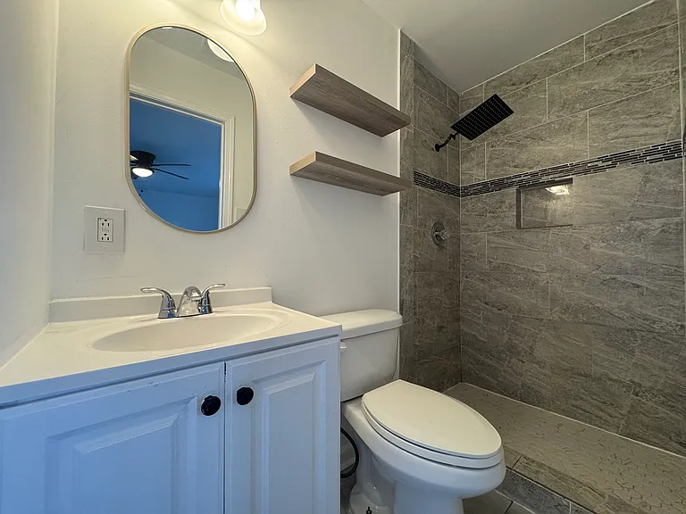 4740 Baywood Ln — Photo 18
