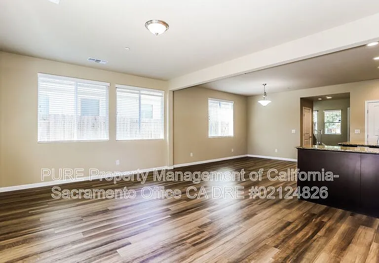 5564 Celebration St — Photo 6