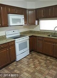 2nd image of 3502 Dartmoor Ln