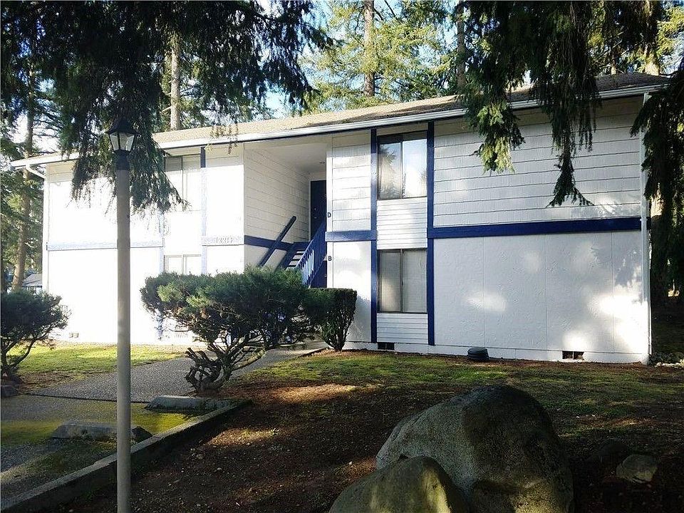 1st image of 12214 118th Avenue Ct E APT A