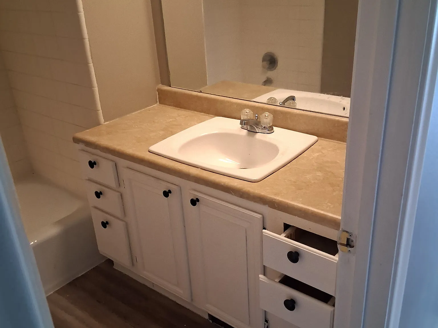 5436 Cresthaven Lane - 3 — Photo 4