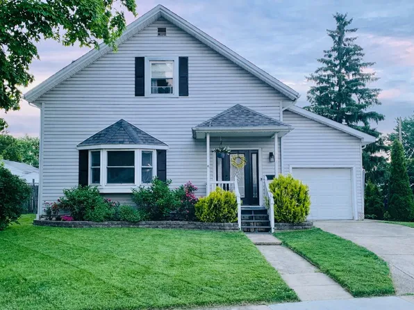 325 Peters Ave, Troy, OH 45373