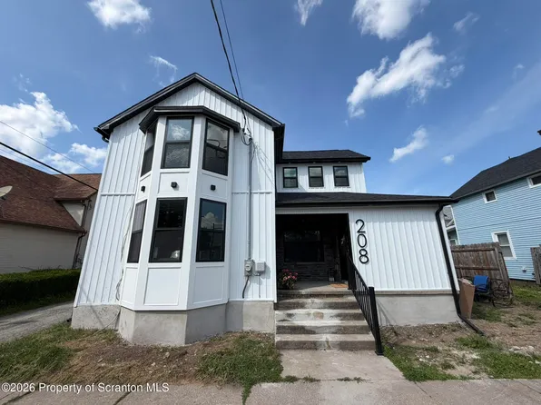 208 Bacon St, Jermyn, PA 18433
