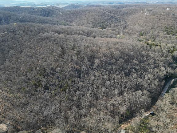 5th image of 523 Meadowbrook Valley Dr