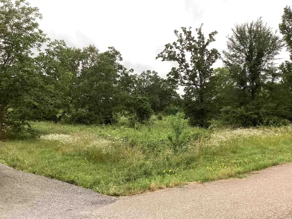 Hensley Ave, Mena, AR 71953