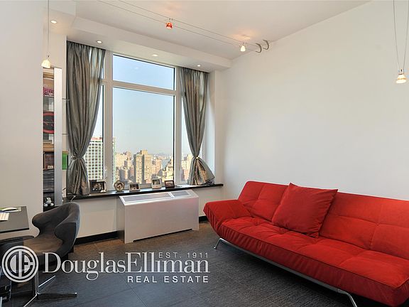 5th image of 325 5th Ave APT 36D