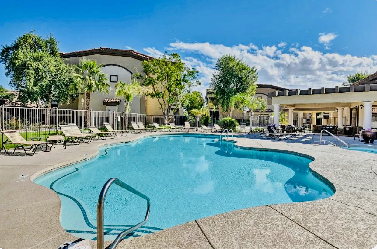 3 bed, 1268 sqft, $1,900 — Photo 3