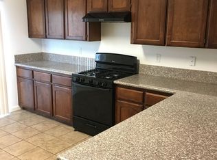 365 Joya Dr, Madera, CA 93637
