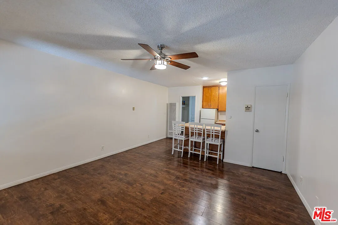 Studio, 1.0 bath, 500 sqft, $1,500 — Photo 2