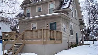2nd image of 412 W Park Ave