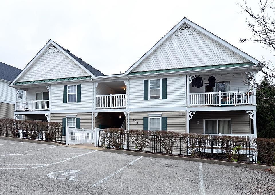 1st image of 1101 Arbor Creek Dr APT 2A