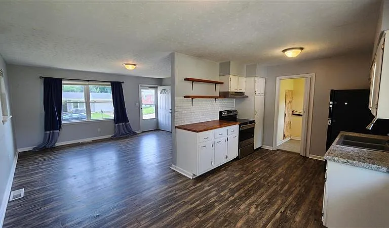 505 Kent Dr — Photo 16