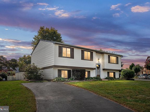 4th image of 3341 Bybrook Ln