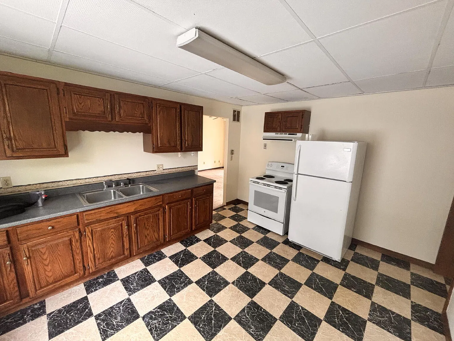 2 bed, 1.0 bath, 900 sqft, $1,775 — Photo 4