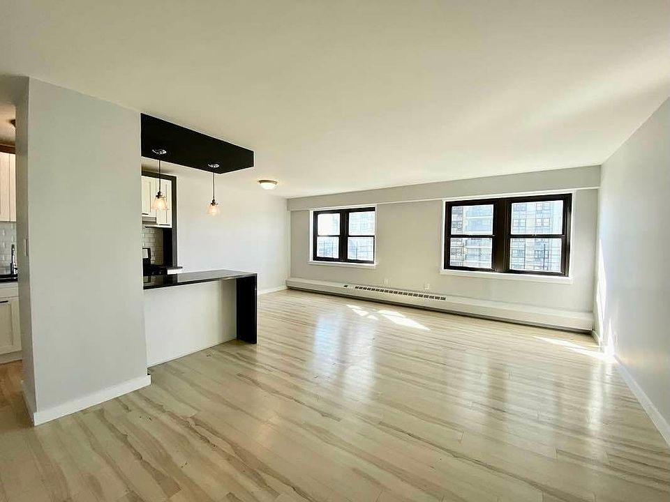 1st image of 260 Audubon Ave #18K