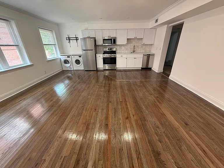 765 Westwood Dr — Photo 20