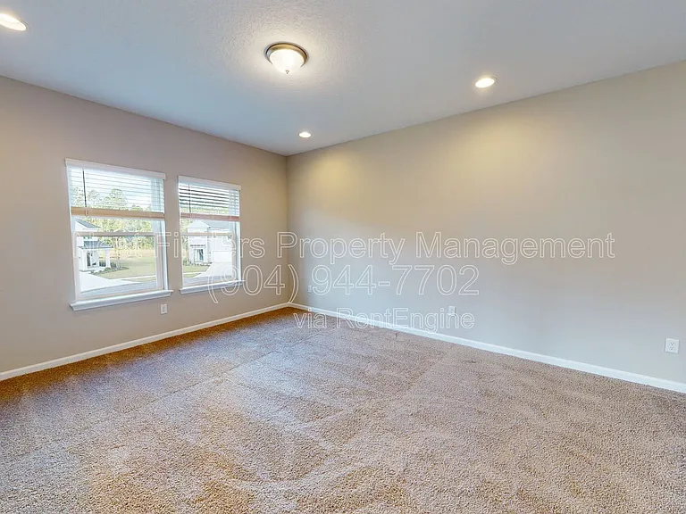 235 Starnberg Ct — Photo 21