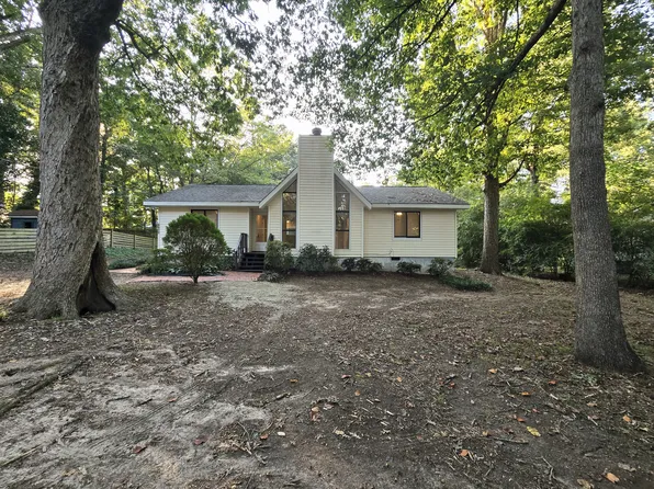 6613 Louisburg Rd, Raleigh, NC 27616