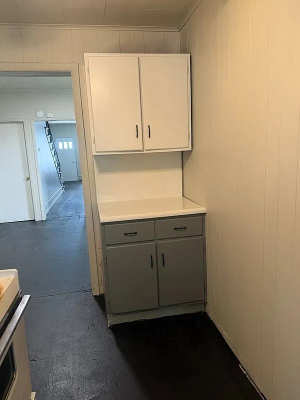 3 bed, 1.0 bath, 1160 sqft, $1,450 — Photo 3