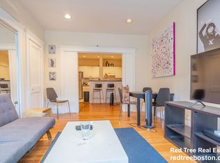 94 Pleasant St APT 2, Brookline, MA 02446