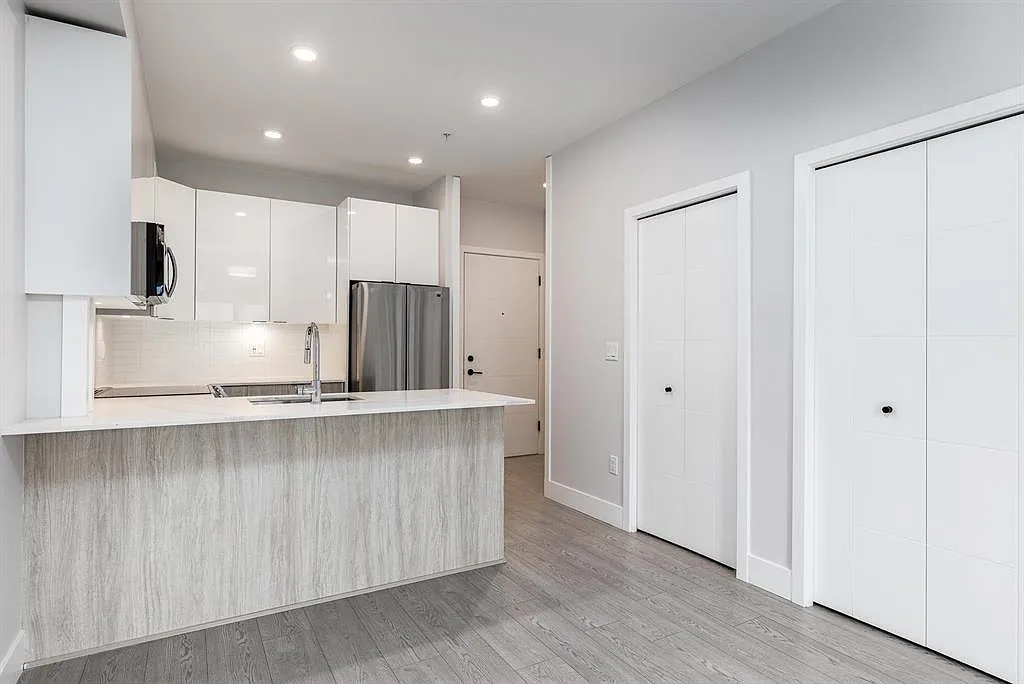1 bed, 610 sqft, $1,800 — Photo 3
