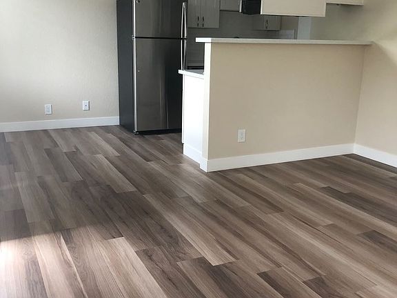 4th image of 770 Northrup St APT 12